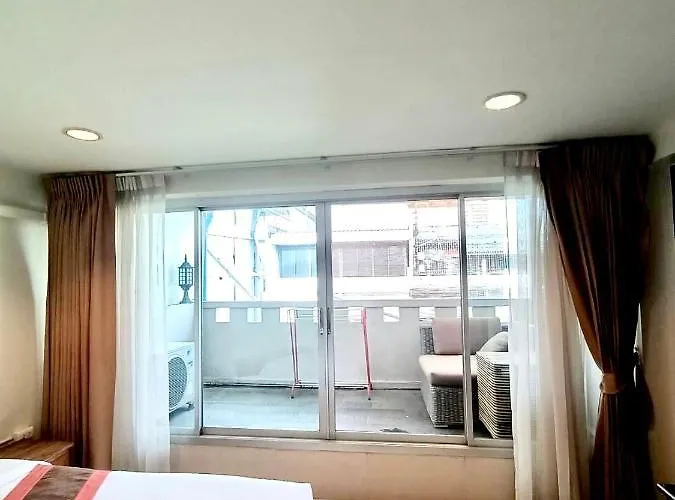 Apartment 39 Living *