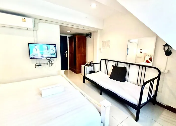 Apartment 39 Living