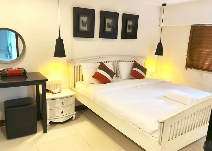 39 Living Apartment