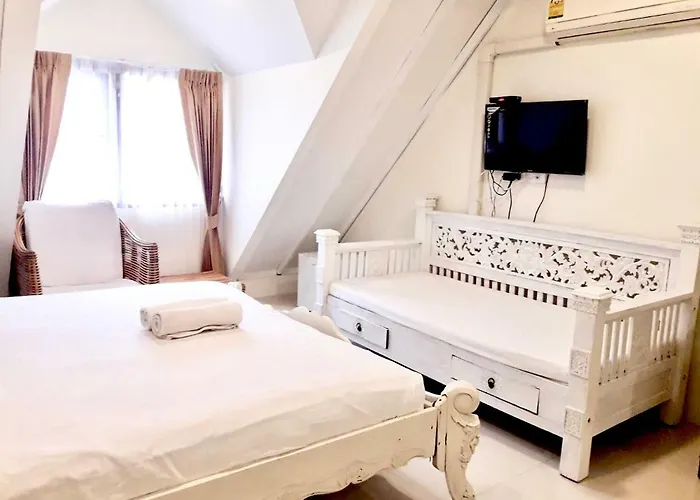 39 Living Apartment Bangkok