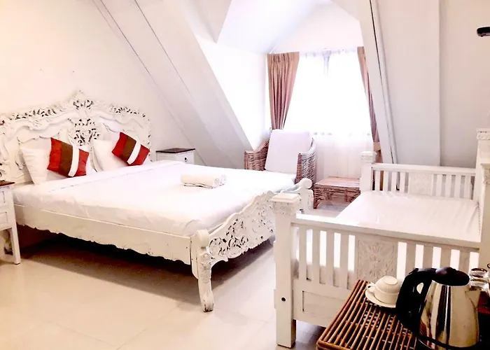 Apartment 39 Living Bangkok