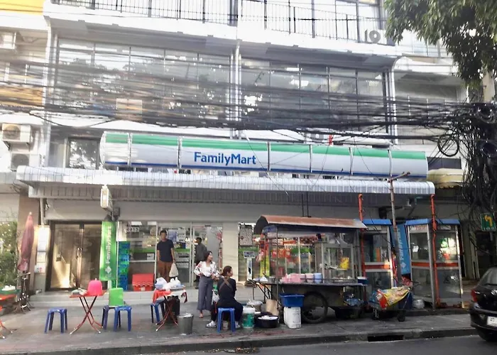 39 Living Bangkok